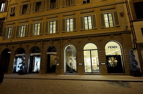 fendi negozio firenze